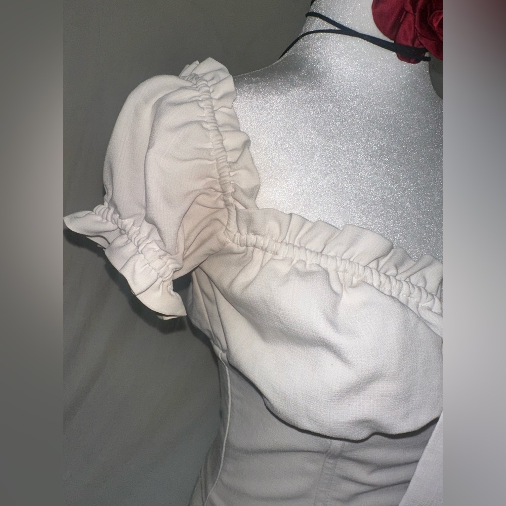 Elegant Cream Ruffle Top - Picture 2 of 9